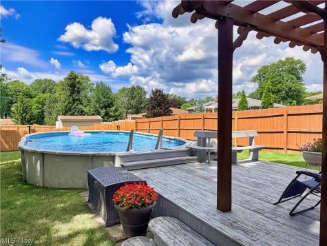 2975 Vincent Drive Seven Hills OH 44131