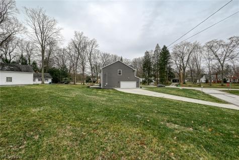 1330 Chelton Drive Kent OH 44240