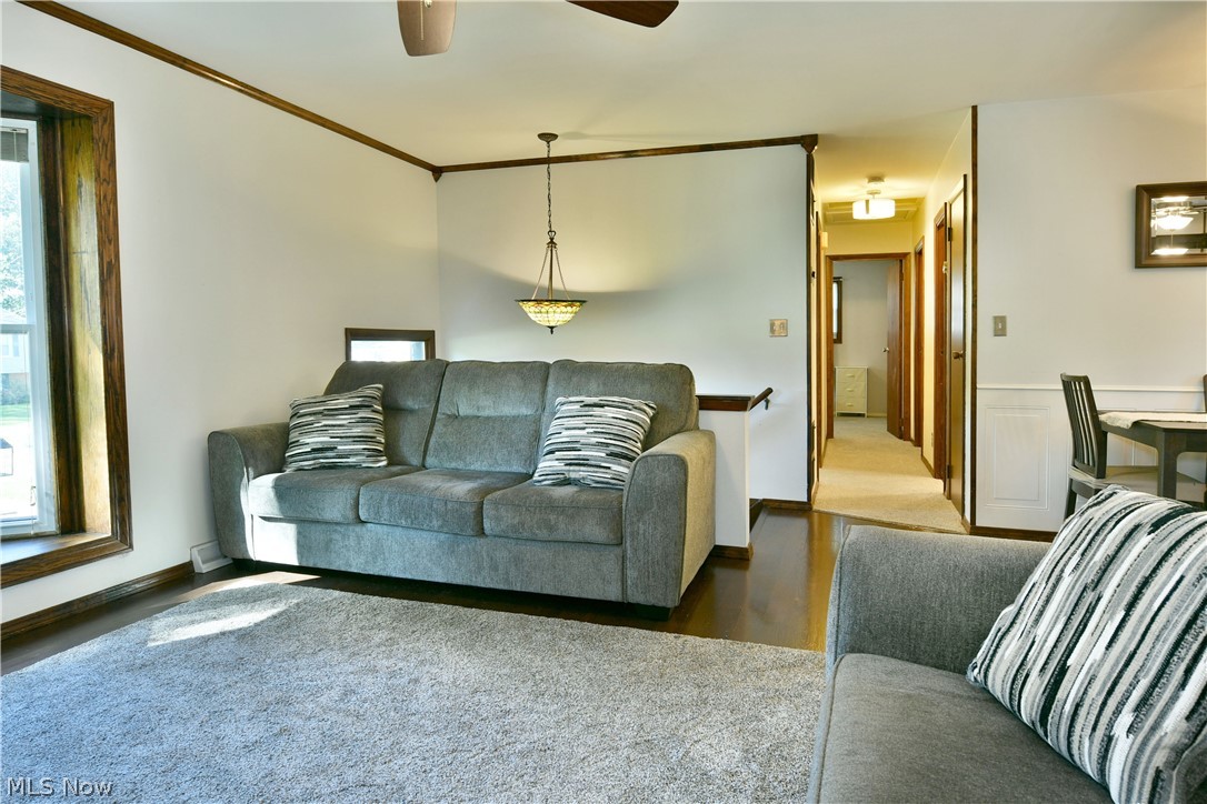 8285 Longview Drive NE Warren OH 44484