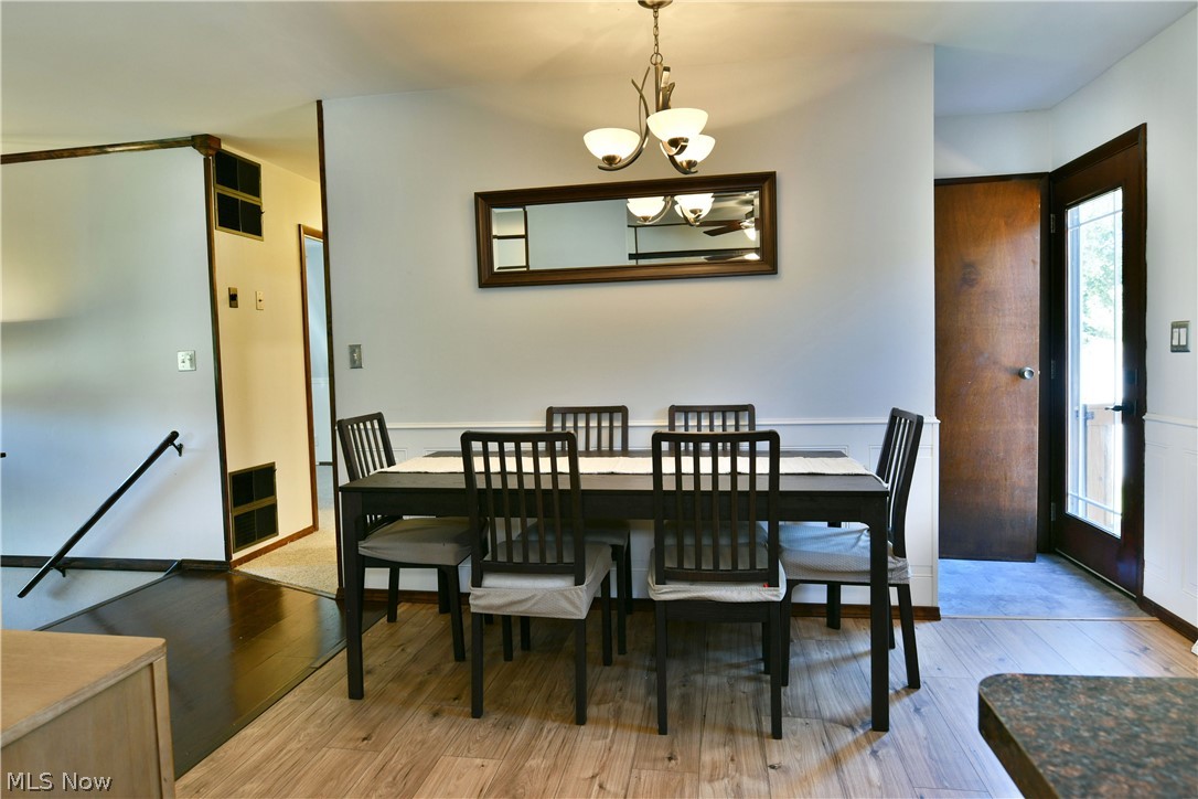 8285 Longview Drive NE Warren OH 44484