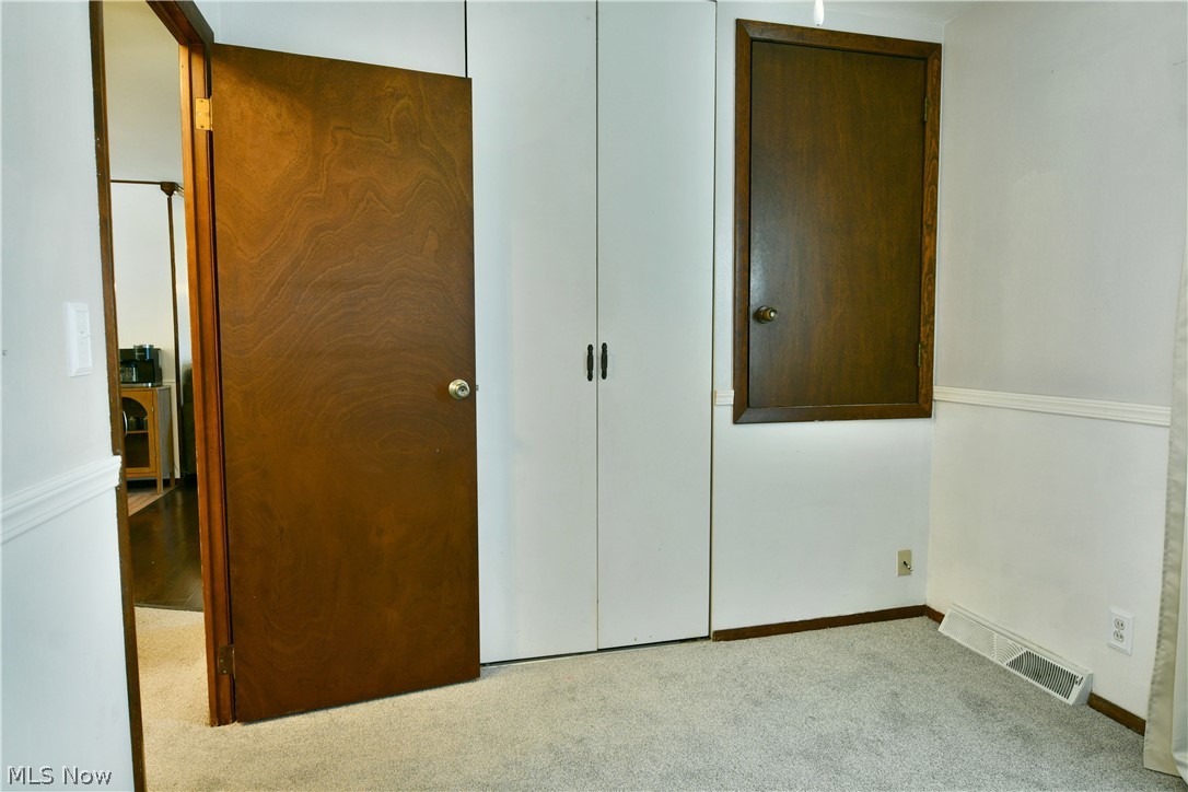 8285 Longview Drive NE Warren OH 44484