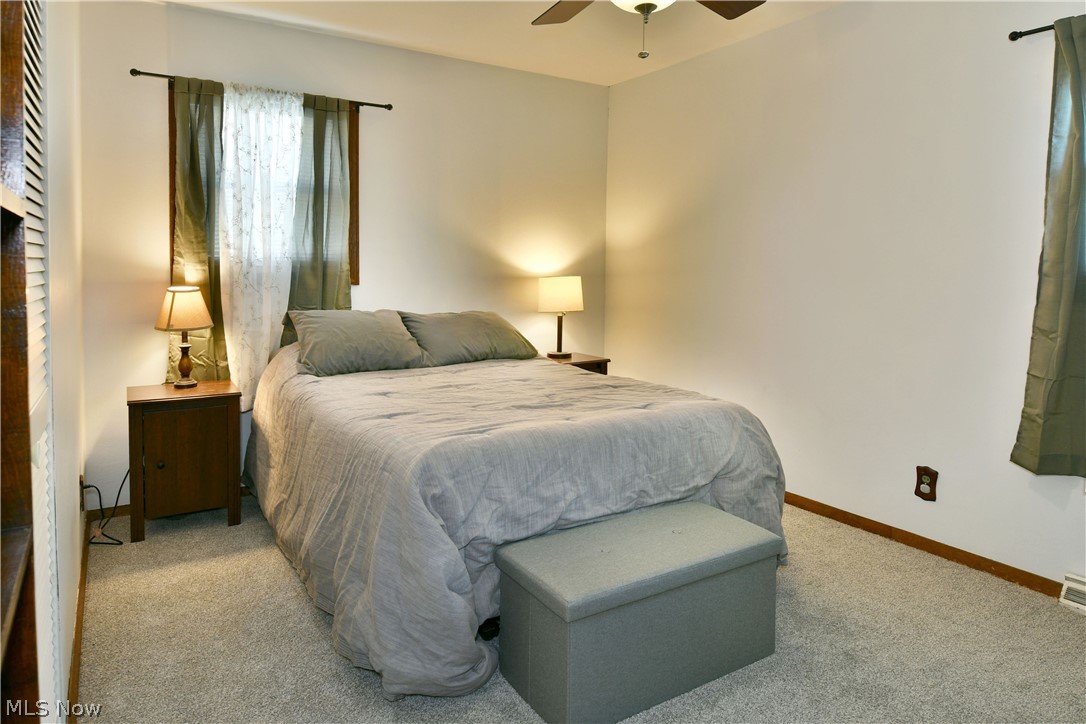 8285 Longview Drive NE Warren OH 44484