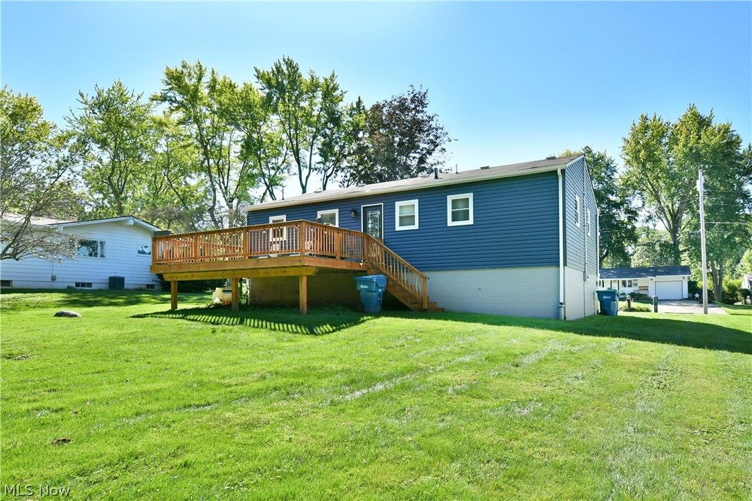 8285 Longview Drive NE Warren OH 44484