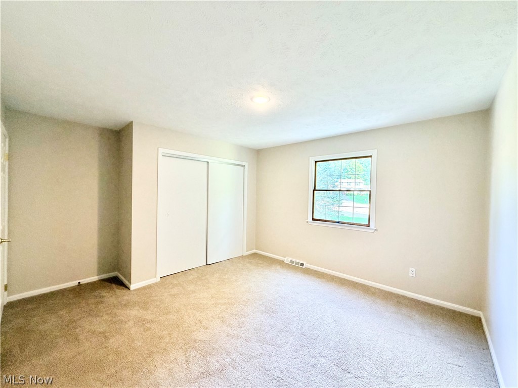 17610 Creekside Drive Chagrin Falls OH 44023