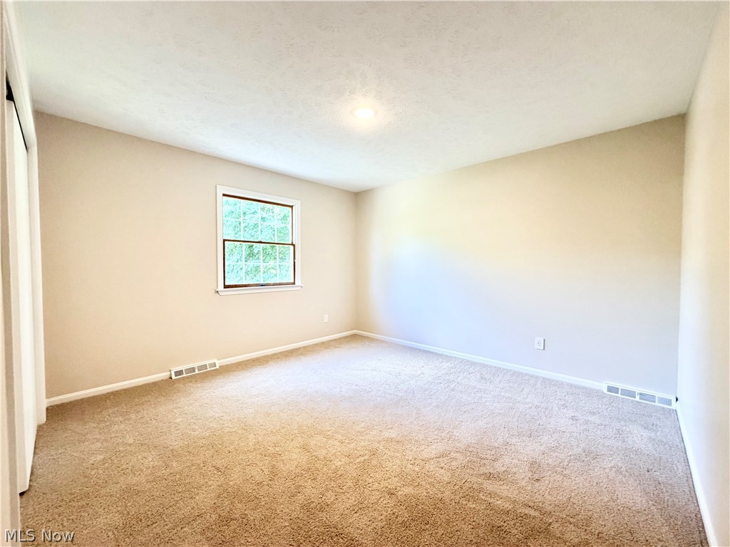 17610 Creekside Drive Chagrin Falls OH 44023