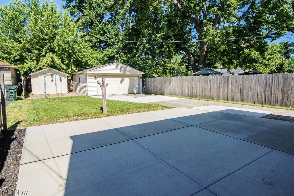 340 E 248th Street Euclid OH 44123