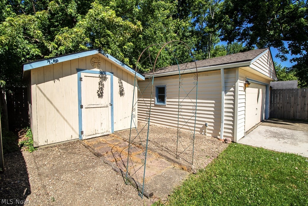 340 E 248th Street Euclid OH 44123