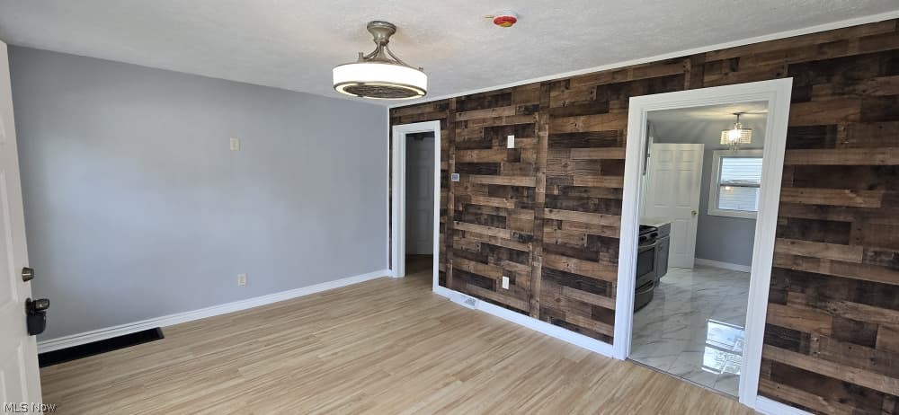 3155 Mckinley Street Lorain OH 44052