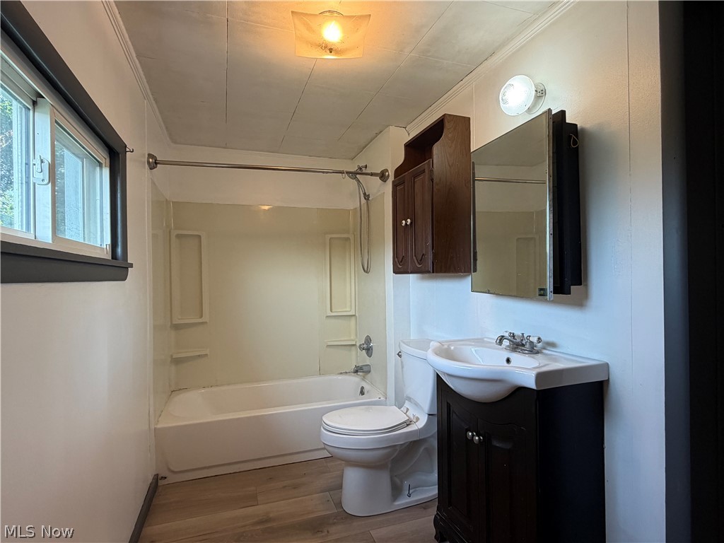 135 Mound Street Sherrodsville OH 44675