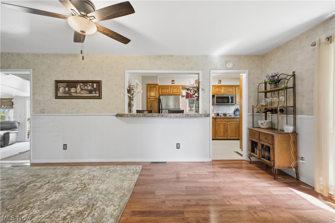222 Sunset Court Columbiana OH 44408