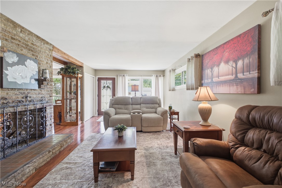 222 Sunset Court Columbiana OH 44408
