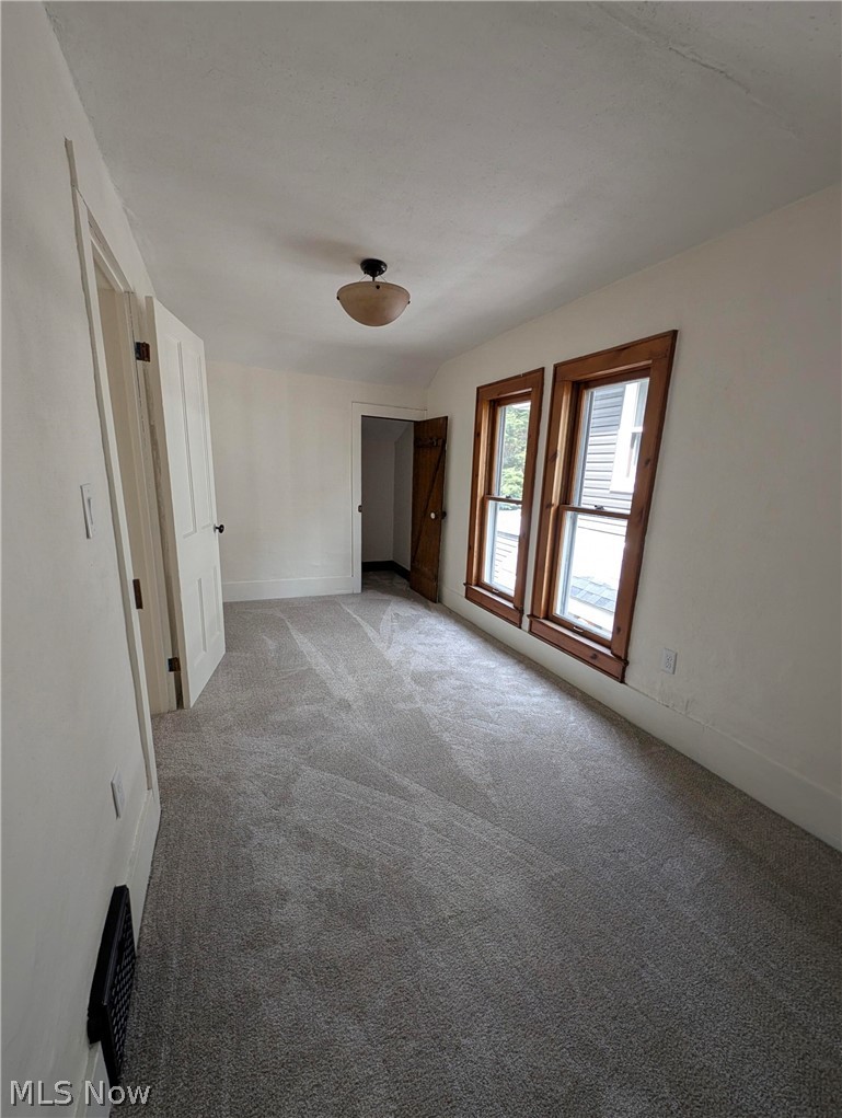 56 Charlotte Street Akron OH 44303