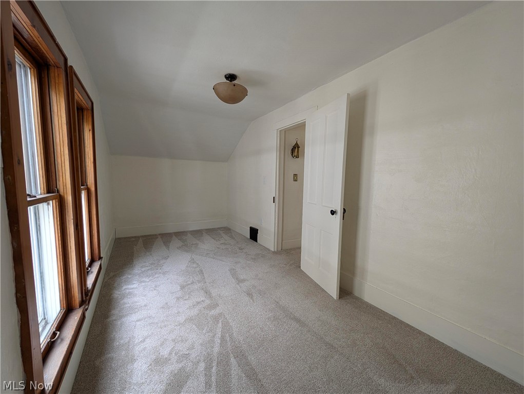 56 Charlotte Street Akron OH 44303