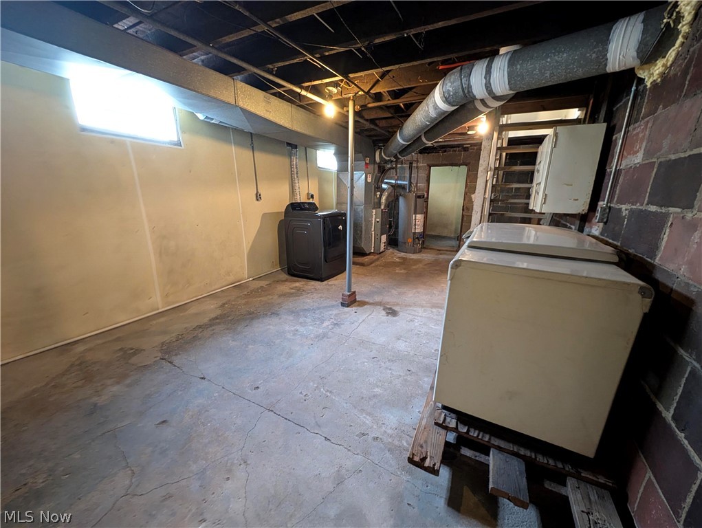 56 Charlotte Street Akron OH 44303