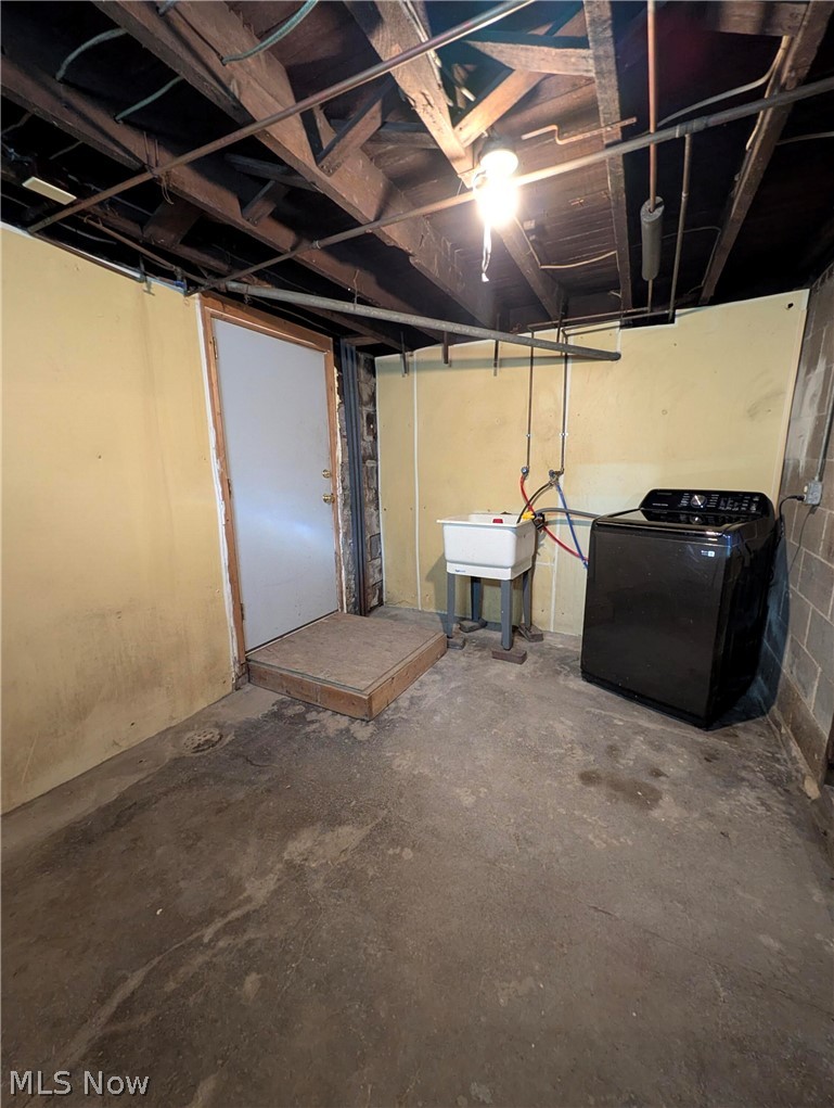 56 Charlotte Street Akron OH 44303