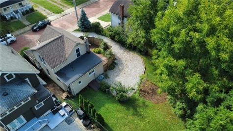 56 Charlotte Street Akron OH 44303