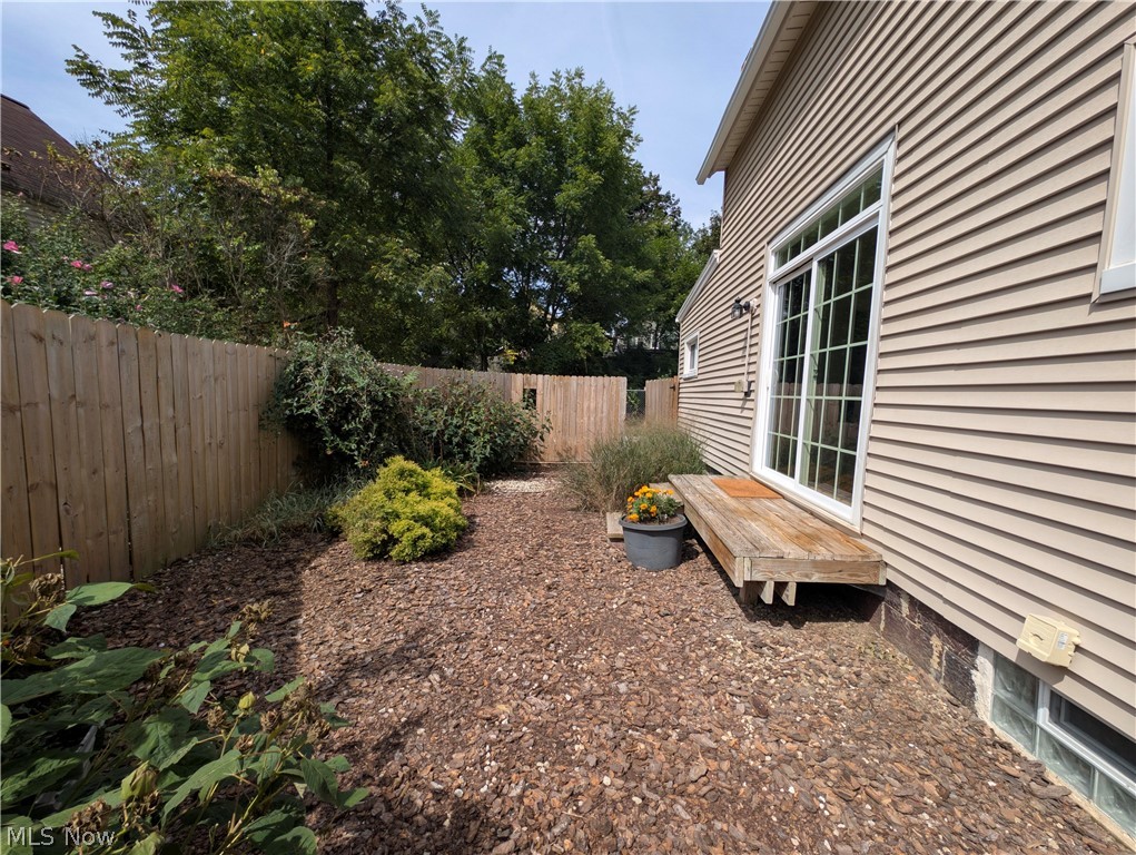 56 Charlotte Street Akron OH 44303