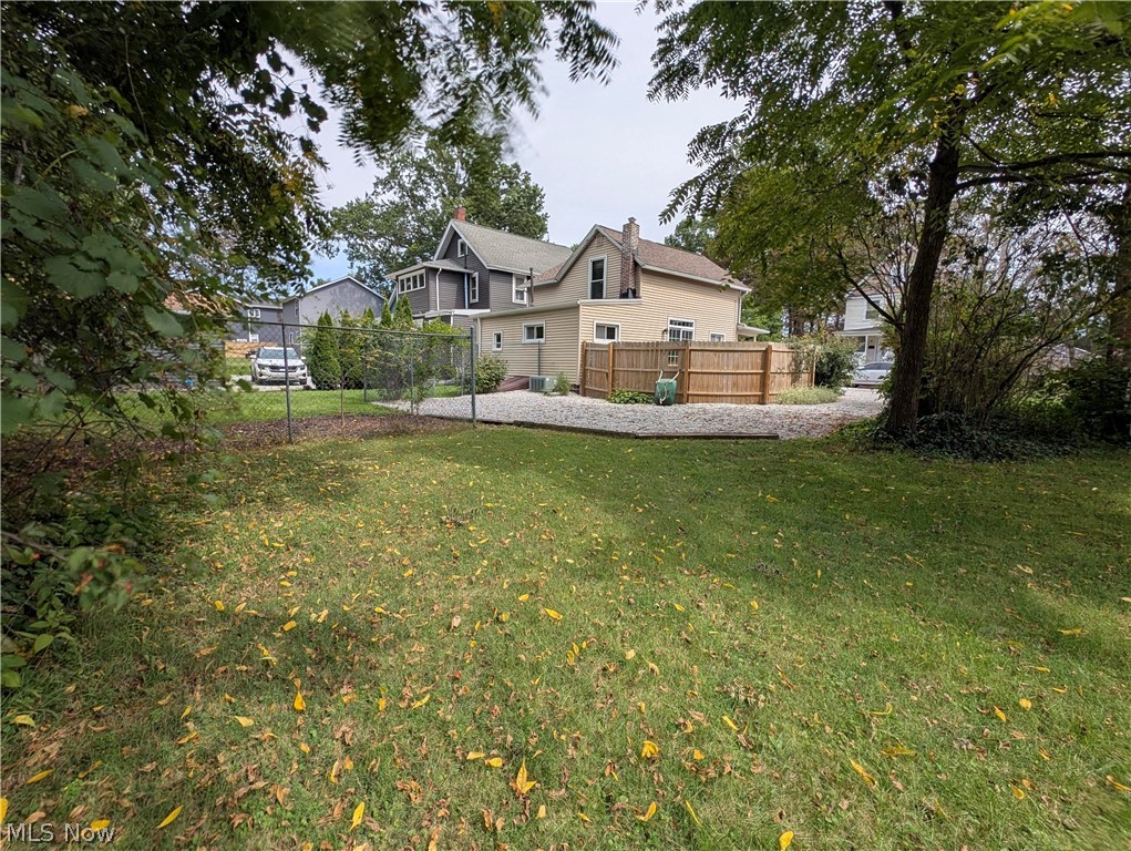 56 Charlotte Street Akron OH 44303