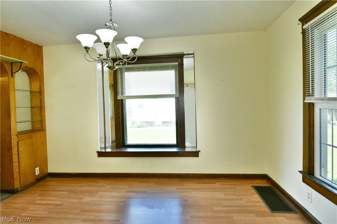 280 Austin Avenue NW Warren OH 44485