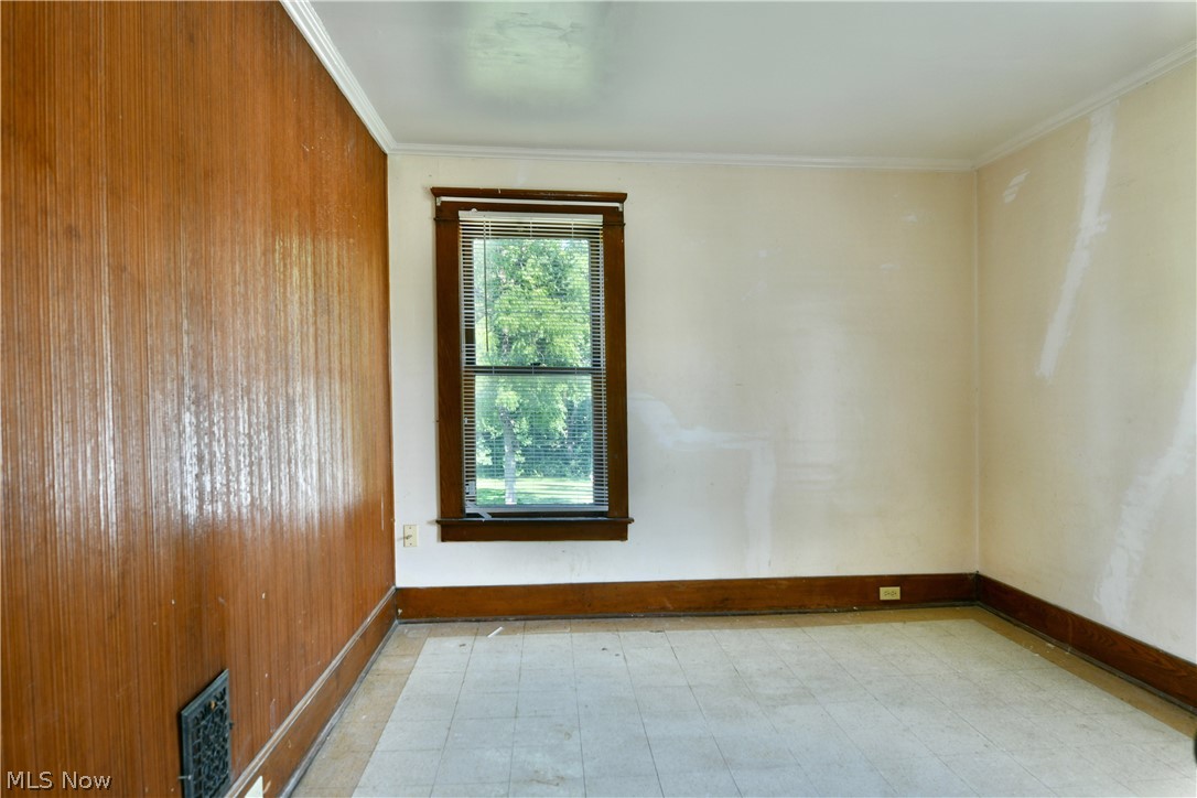 280 Austin Avenue NW Warren OH 44485