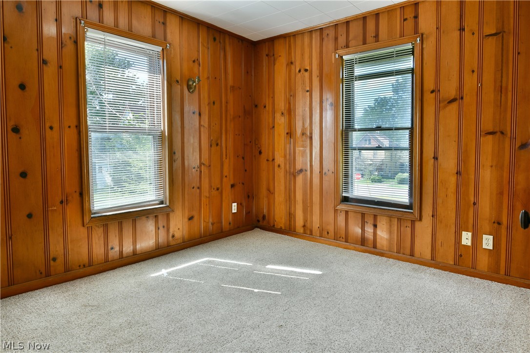 280 Austin Avenue NW Warren OH 44485