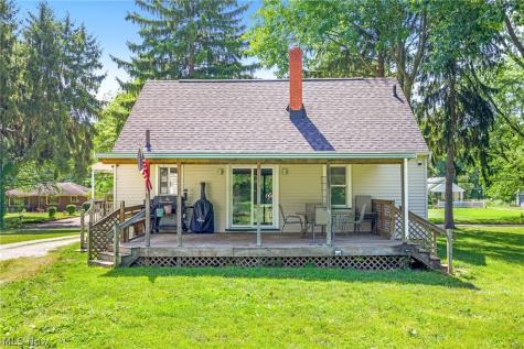 1707 Mohawk Drive Akron OH 44306