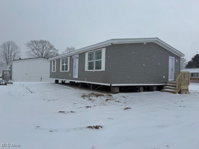 2661 Lake Breeze Drive Madison OH 44057