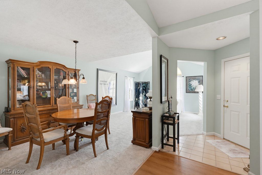 528 Houghton Road Sagamore Hills OH 44067