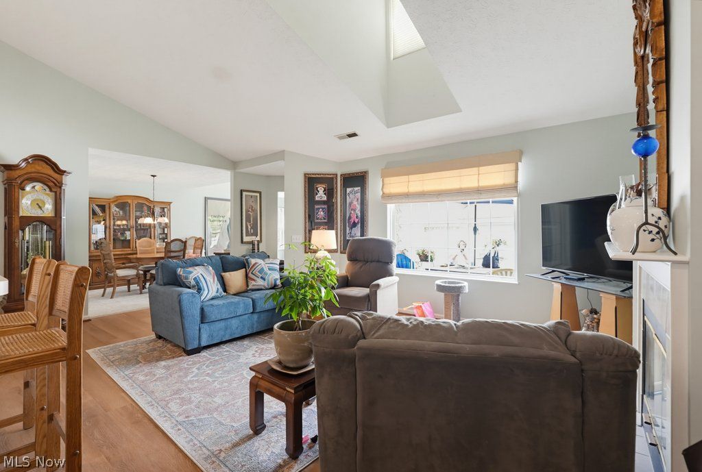 528 Houghton Road Sagamore Hills OH 44067