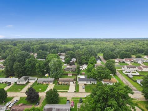 2802 Blenheim Avenue Alliance OH 44601
