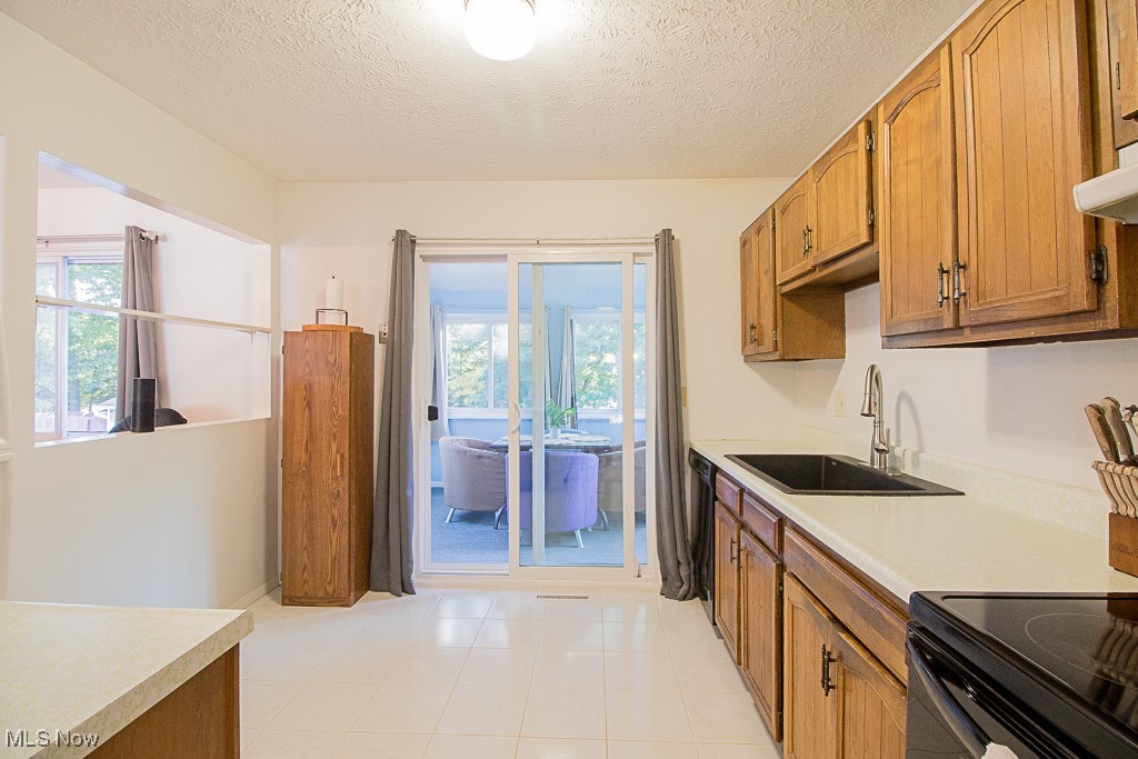 503 E Overlook Drive Eastlake OH 44095