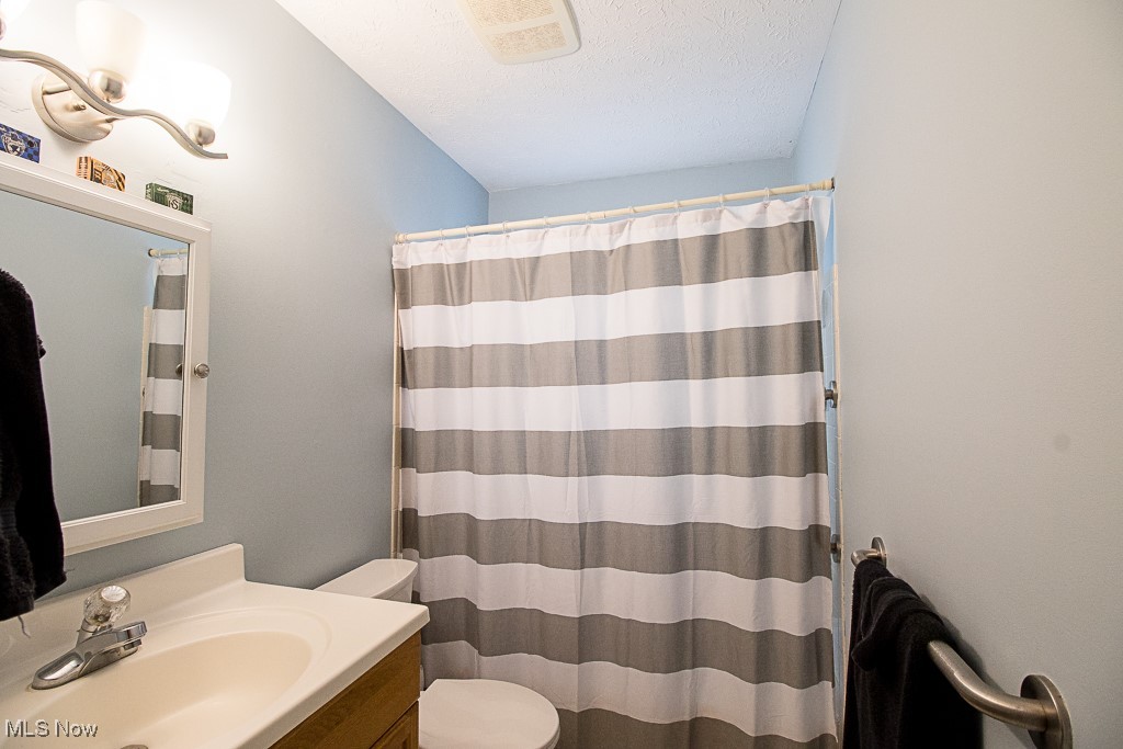 503 E Overlook Drive Eastlake OH 44095