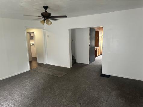 473 S Walnut Street Ravenna OH 44266