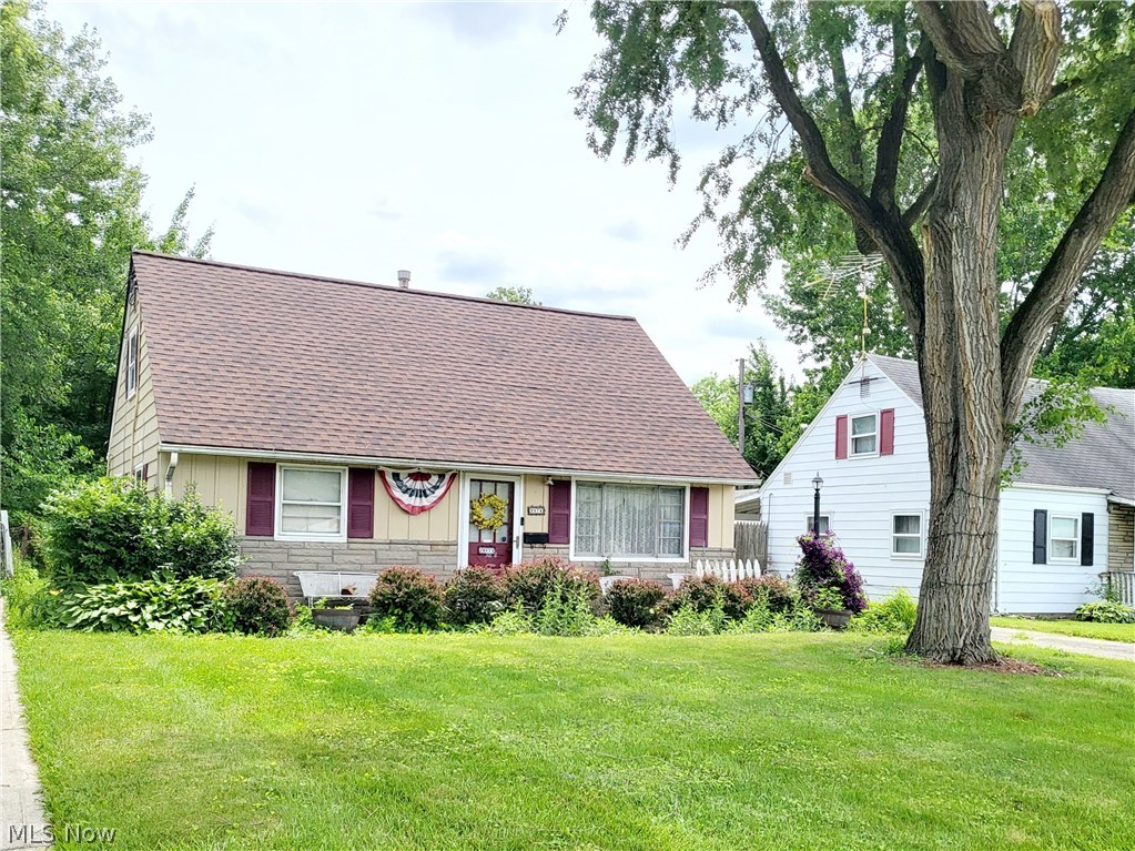 2874 Grant Street Lorain OH 44052