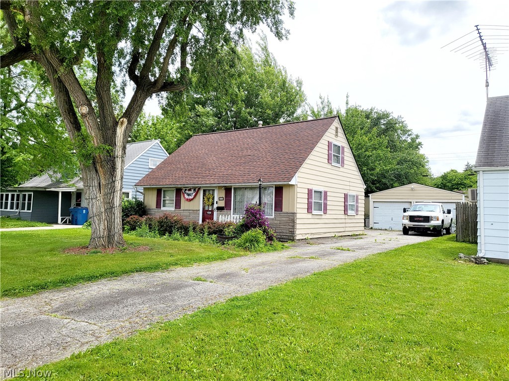 2874 Grant Street Lorain OH 44052