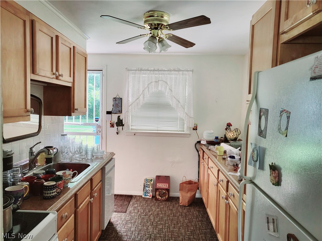 2874 Grant Street Lorain OH 44052
