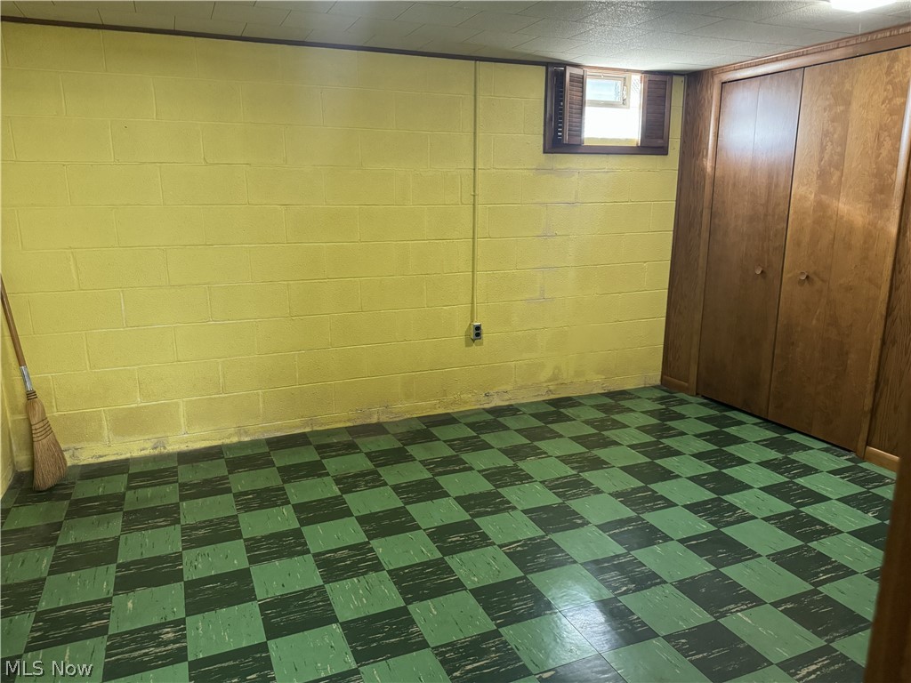 905 Carnegie Avenue Akron OH 44314