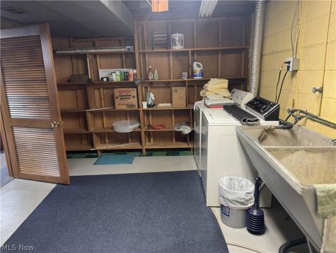 905 Carnegie Avenue Akron OH 44314