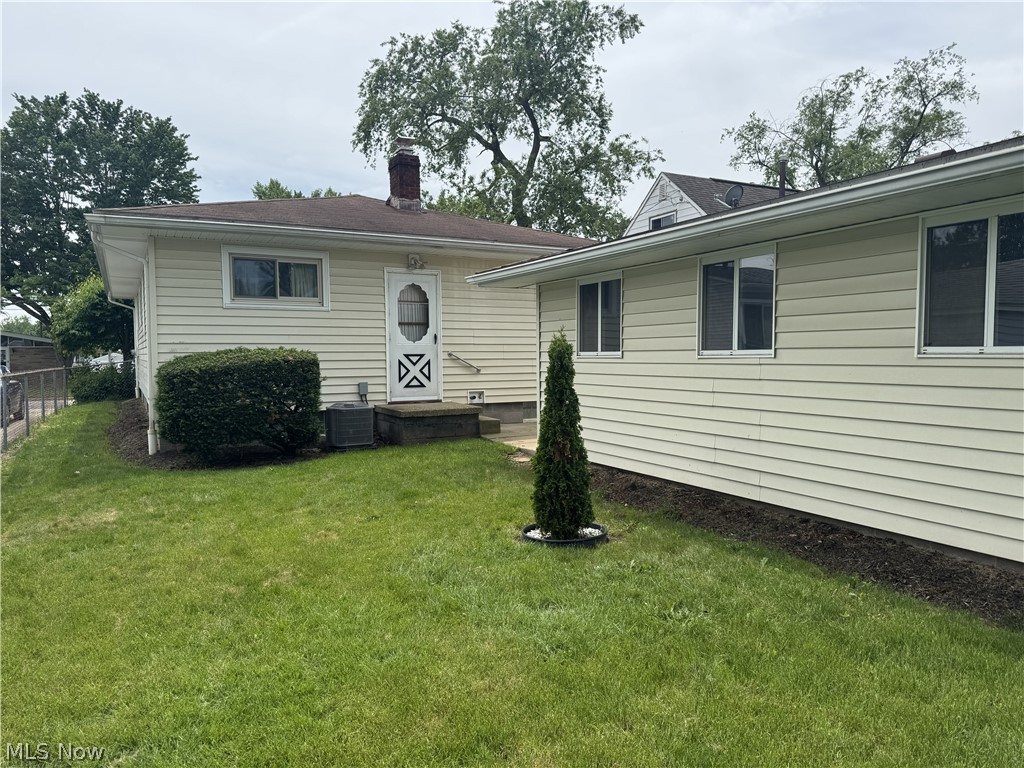 905 Carnegie Avenue Akron OH 44314