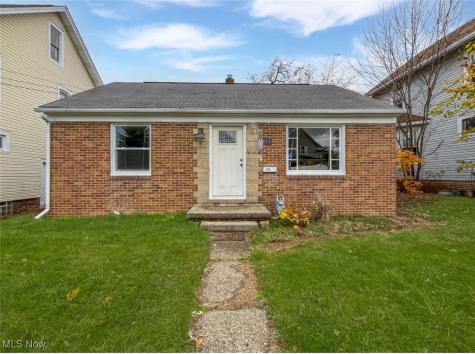 479 W High Street Alliance OH 44601