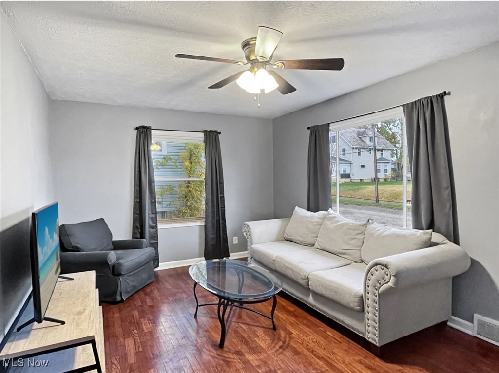 479 W High Street Alliance OH 44601