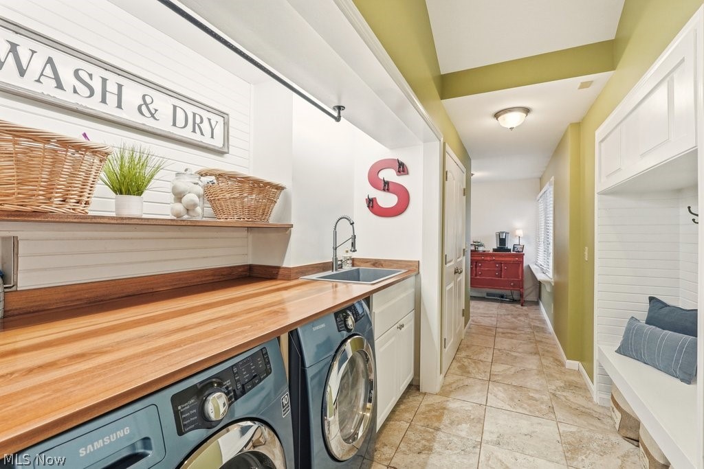569 Atterbury Boulevard Hudson OH 44236