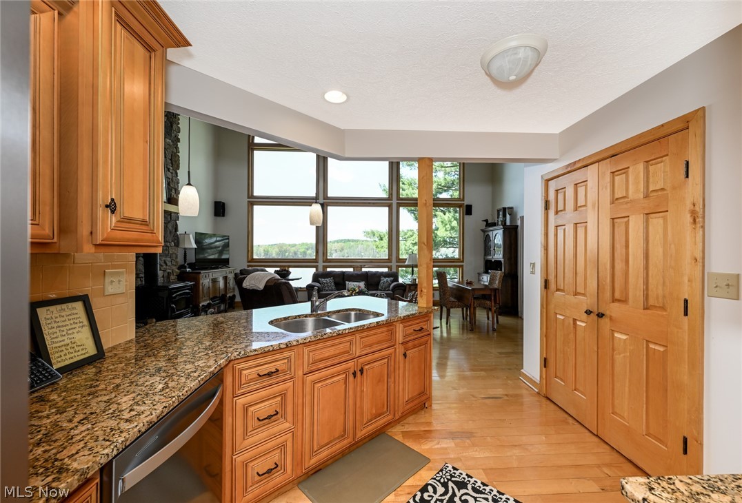 2873 Lodge Road SW Sherrodsville OH 44675