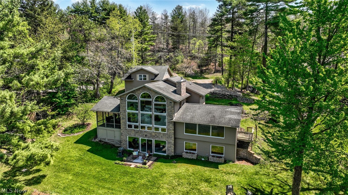 2873 Lodge Road SW Sherrodsville OH 44675