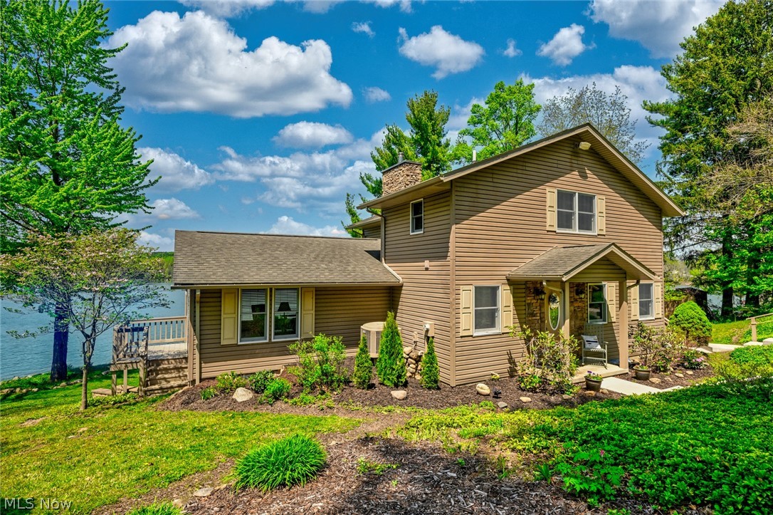 2873 Lodge Road SW Sherrodsville OH 44675