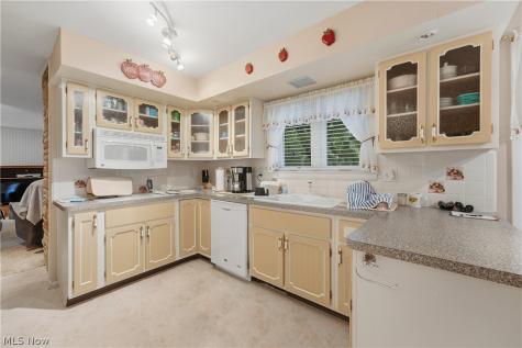 1971 Rosewood Drive Kent OH 44240
