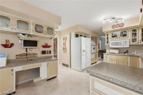 1971 Rosewood Drive Kent OH 44240