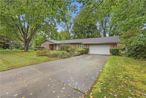 1971 Rosewood Drive Kent OH 44240
