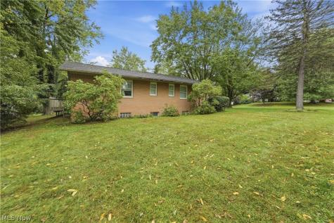 1971 Rosewood Drive Kent OH 44240