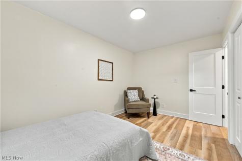 1159 Jeanie J Avenue Akron OH 44310